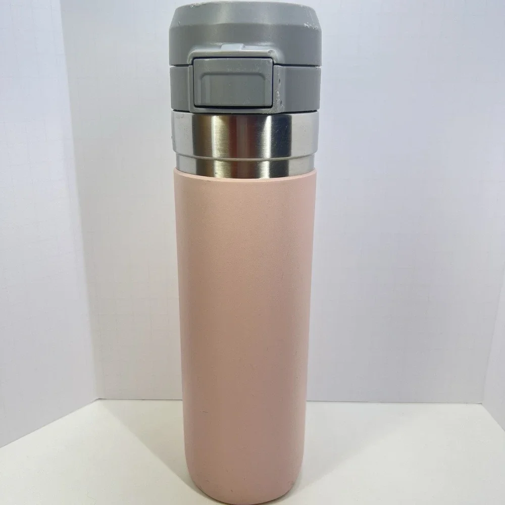 Stanley 24oz The Quick Flip Go Water Bottle‎ Light Pink  Stainless Steel Bottle - Picture 4 of 15